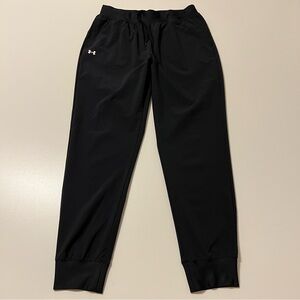 Under Armour Womens Wind Material Cuffed Joggers - Black - Size M
